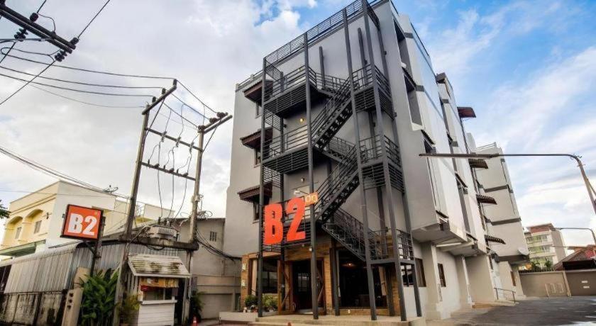 B2 Chiang Rai Night Bazaar Boutique & Budget Hotel Kültér fotó
