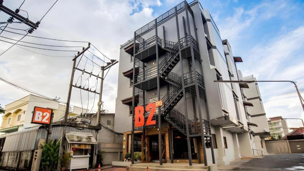B2 Chiang Rai Night Bazaar Boutique & Budget Hotel Kültér fotó